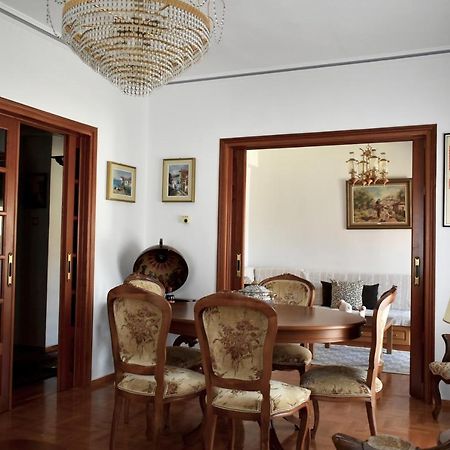 Κεντρικό Και Ευρύχωρο Οροφοδιαμέρισμα 카스토리아 외부 사진